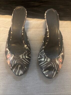 Icon Vegas Thunder Peep-Toe Heels - Audrey